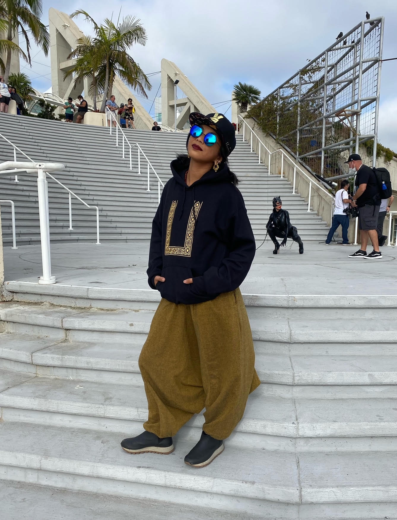 VLM01 - Barong Pullover Hoodie - Gold Embroidery - Image 3