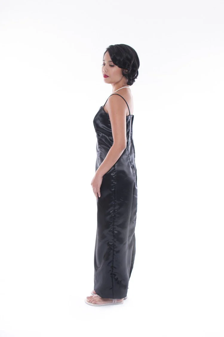 WD19 - Satin Fitting Gown Black - Image 3