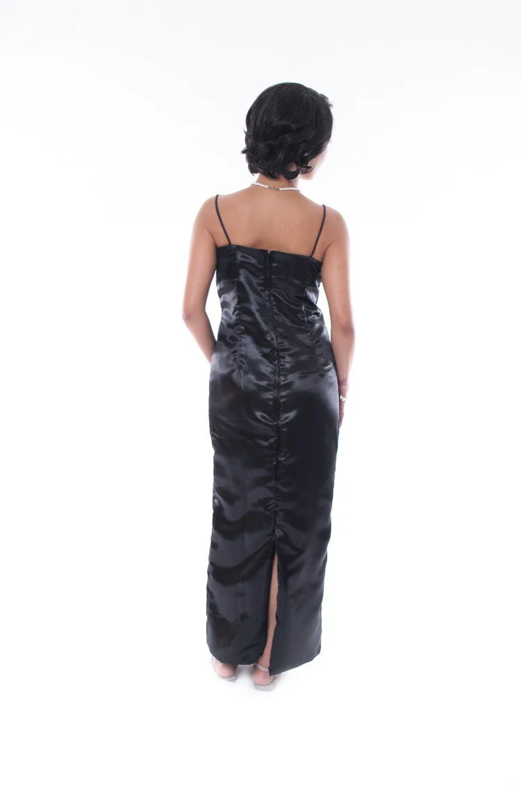 WD19 - Satin Fitting Gown Black - Image 4