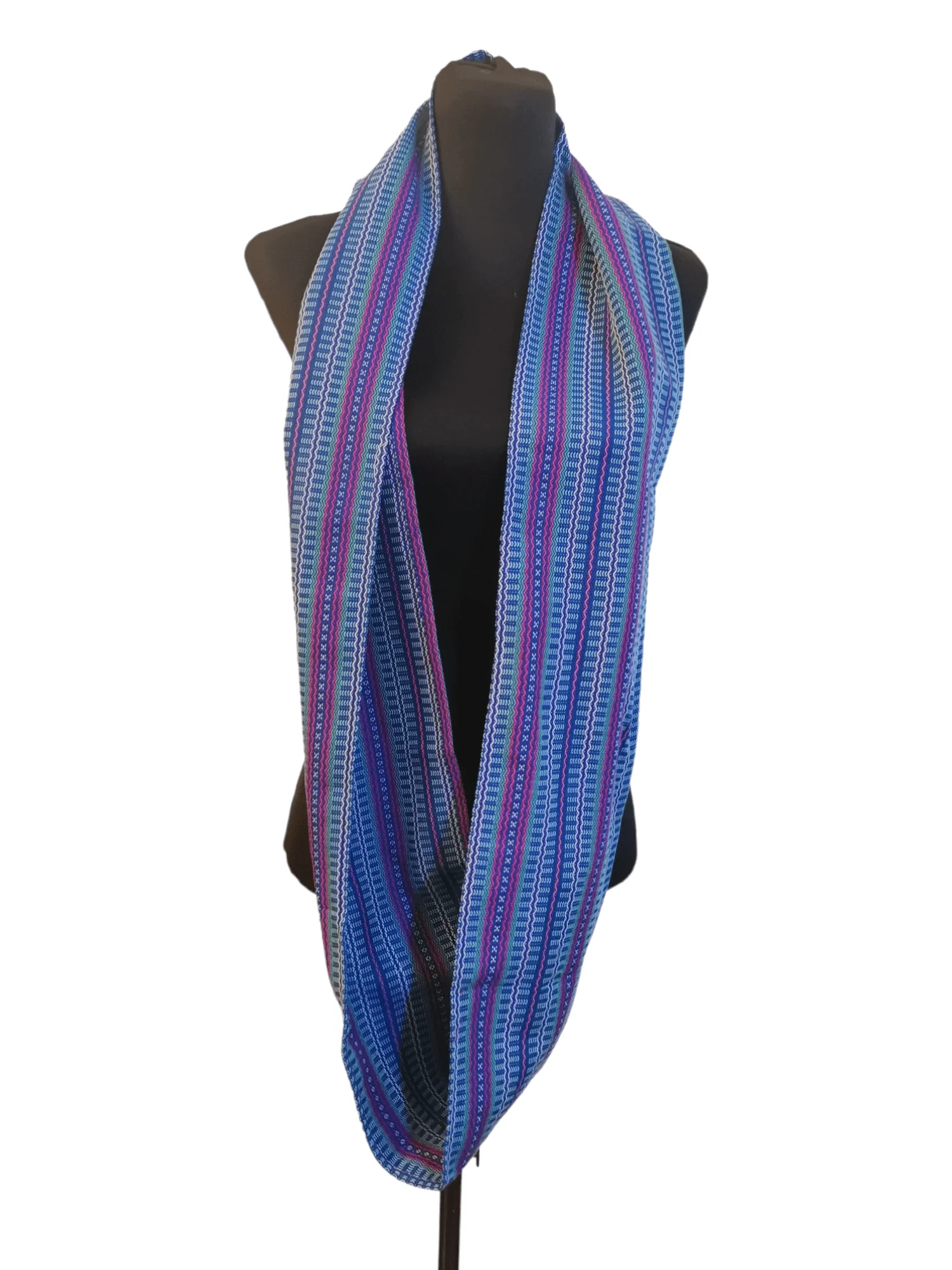 VMWI8 - Kalinga Infinity Scarf - Image 2