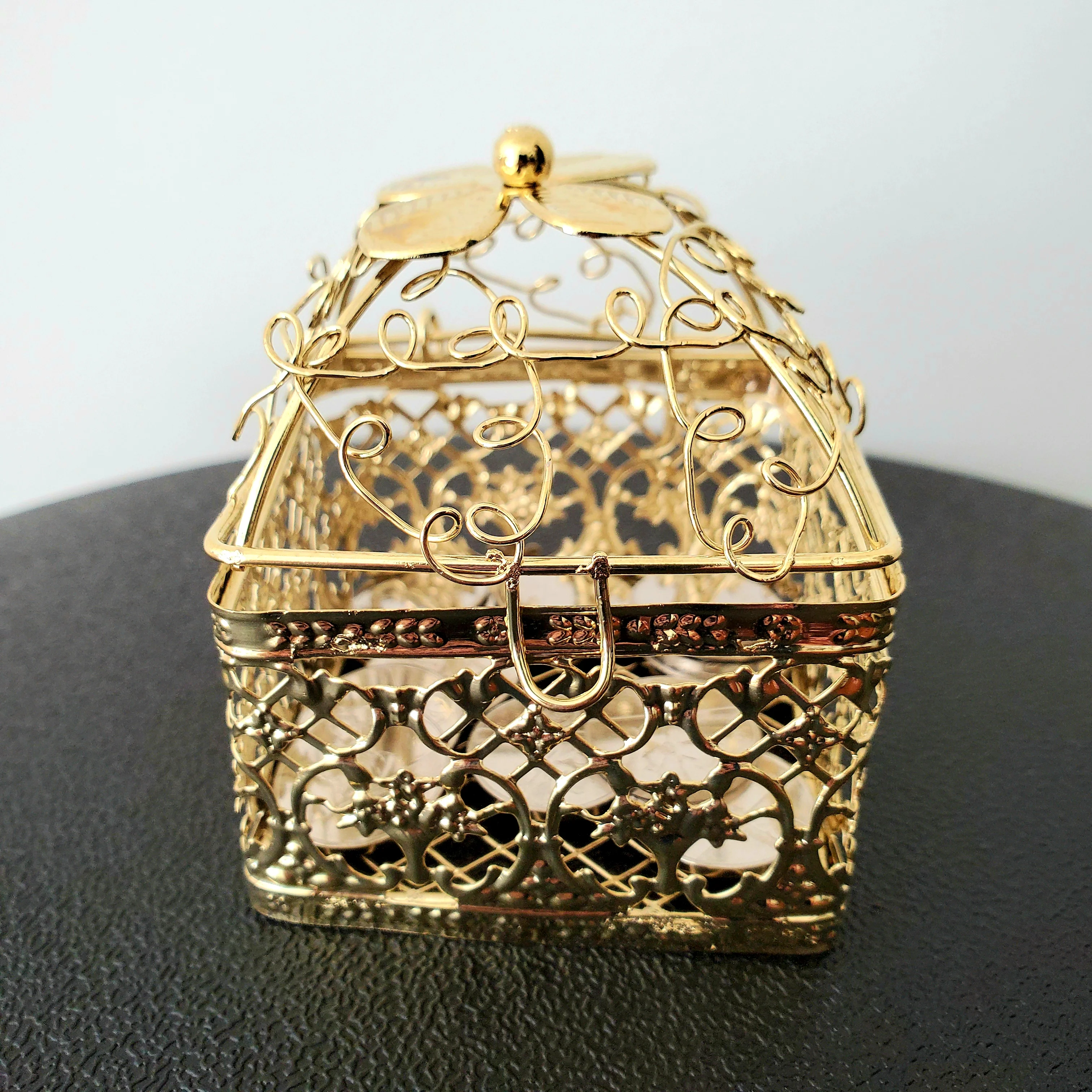 ICN3 - Wedding Unity Coins Gold Box - Image 3